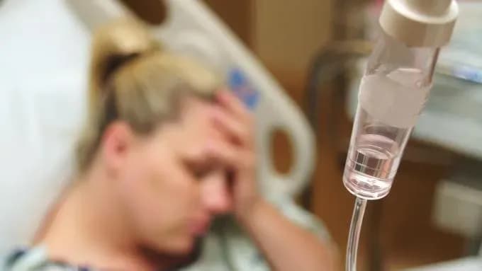 Depresja pooperacyjna objawy: jak je rozpoznać i co robić?