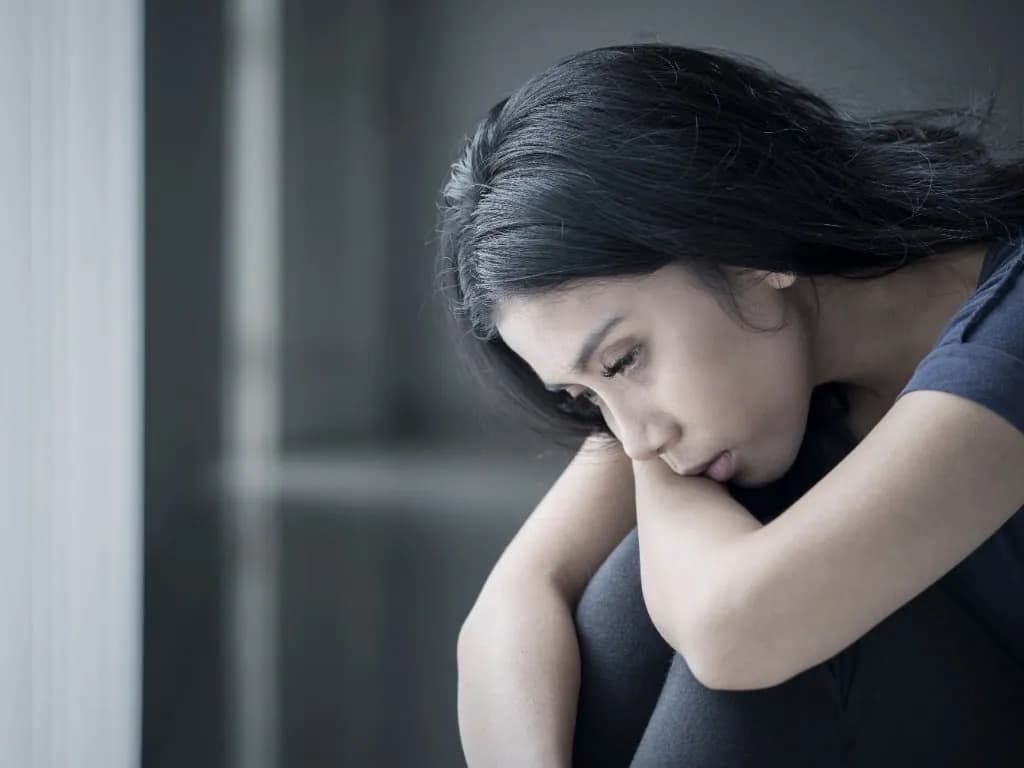 Czy przy nerwicy lękowej się chudnie? Poznaj zaskakujące przyczyny