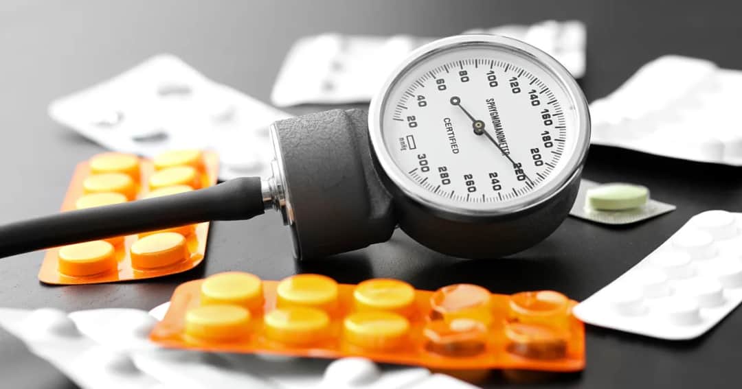 Czy leki na nadciśnienie można brać wieczorem? Oto co musisz wiedzieć